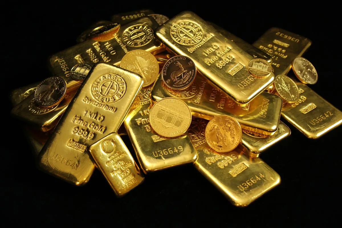 Gold jewellery and bars at a Dubai Gold Souk stall